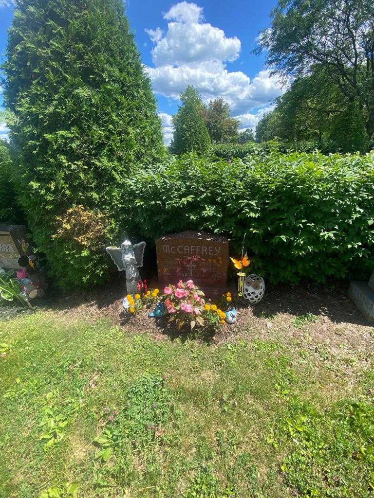 Thomas Francis Mccaffrey's grave. Photo 1