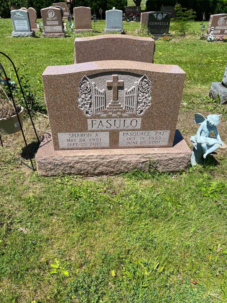 Pasquale "Pat" Fasulo's grave. Photo 2