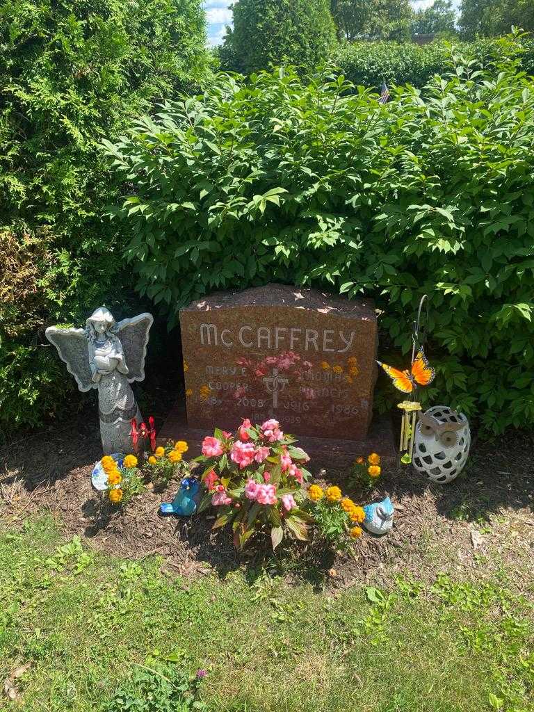 Mery E. "Cooper" Mccaffrey's grave. Photo 2