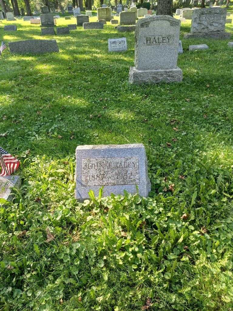 John J. Haley's grave. Photo 2