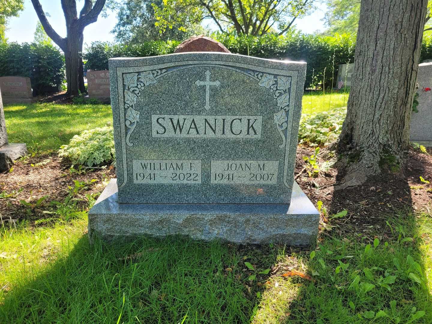 Joan M. Swanick's grave. Photo 1