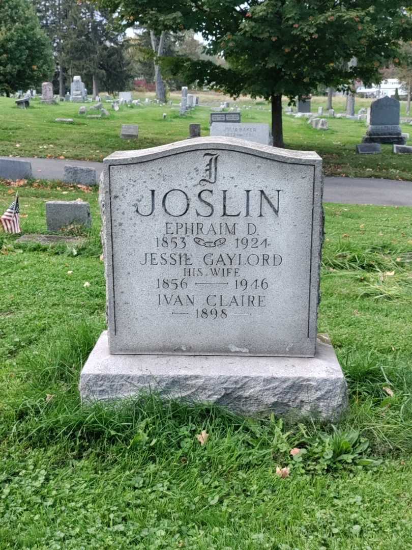Ephraim D. Joslin's grave. Photo 2