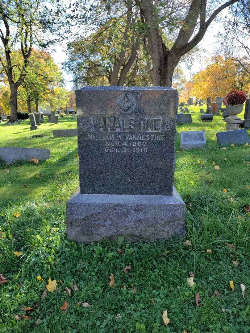 William H. Van Alstine's grave. Photo 2