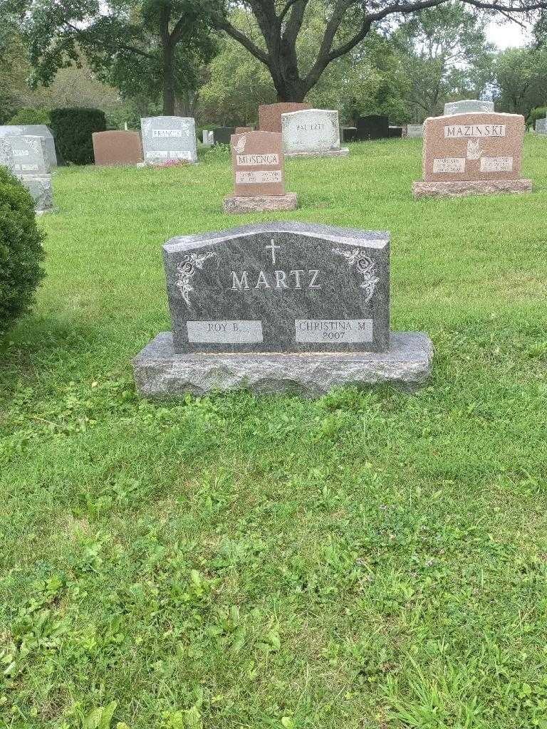 Roy B. Martz's grave. Photo 5