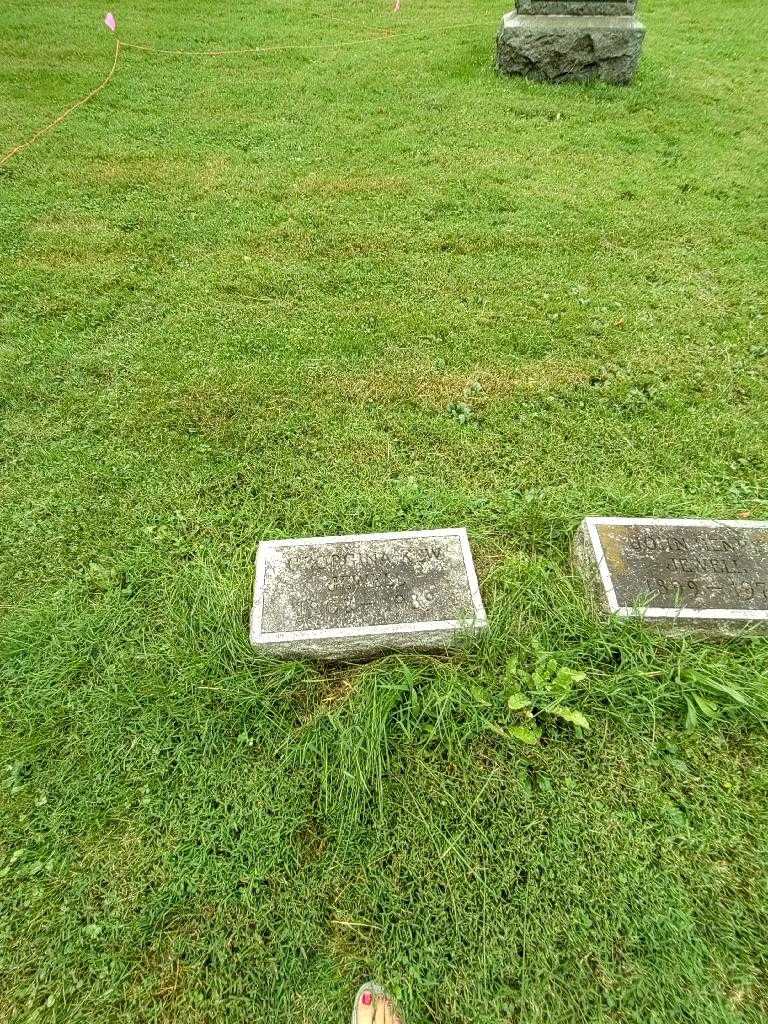Georgina Kew Jewell's grave. Photo 1