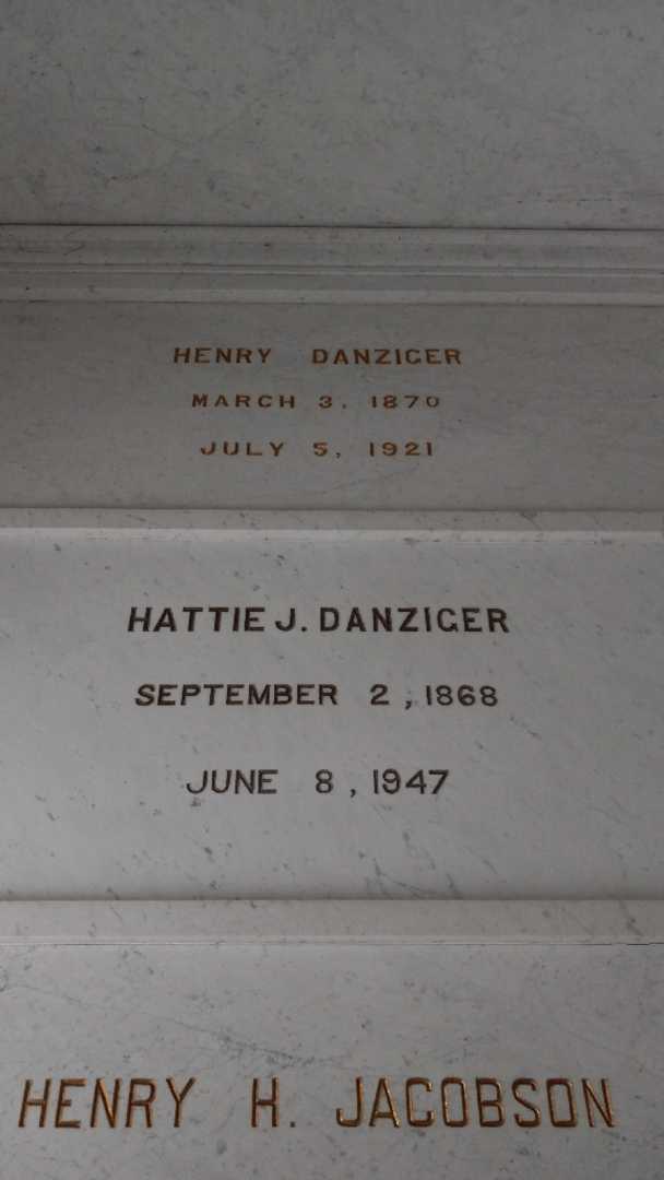Hattie Jacobson Danziger's grave. Photo 3