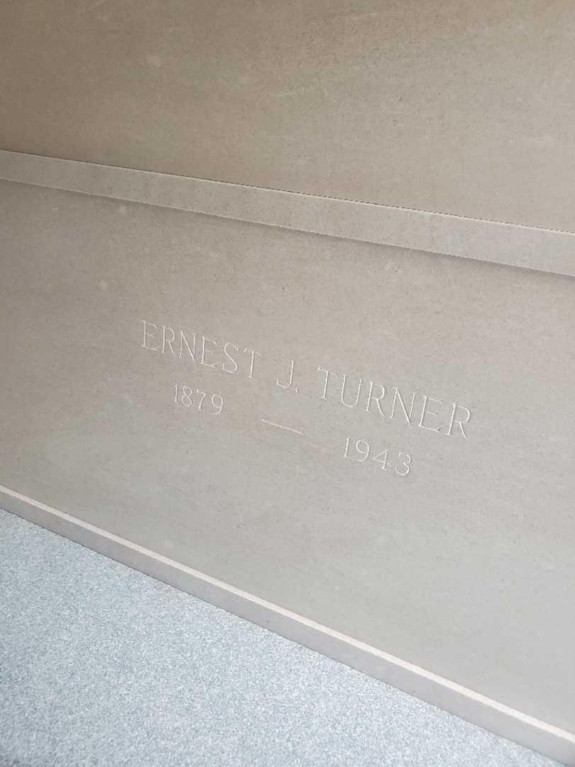Kathryn M. Goldacker's grave. Photo 1