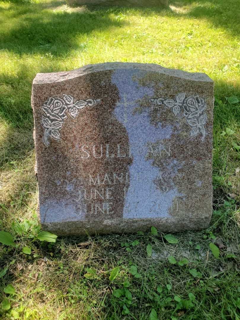 Manuela Sullivan's grave. Photo 3