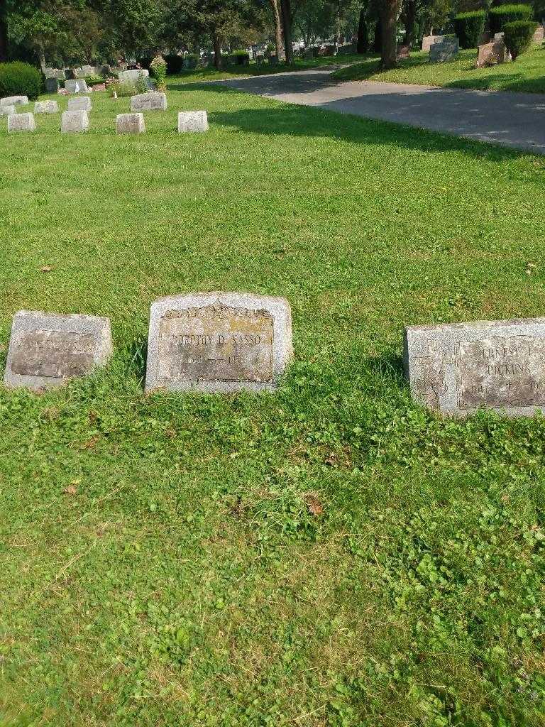 Dorothy D. Kasso's grave. Photo 2