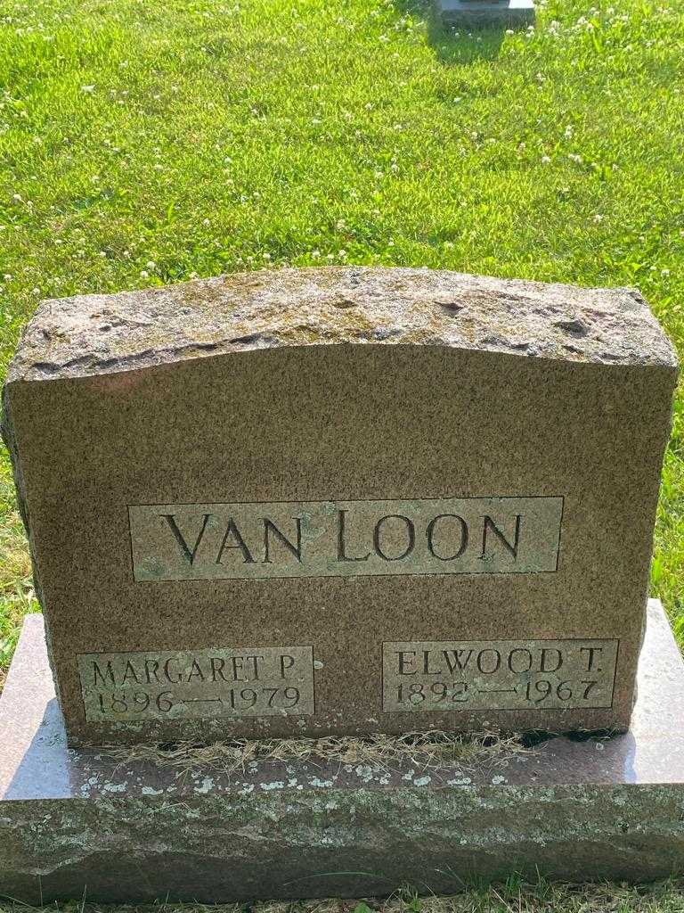 Elwood T. Van Loon's grave. Photo 3