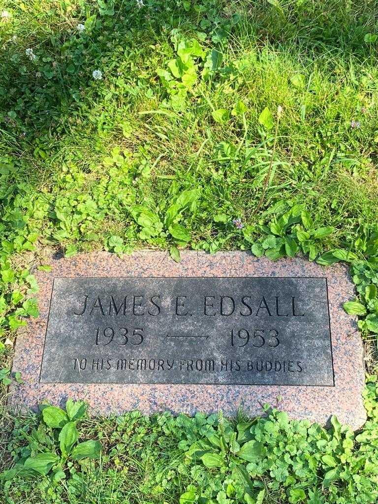 James E. Edsall's grave. Photo 3