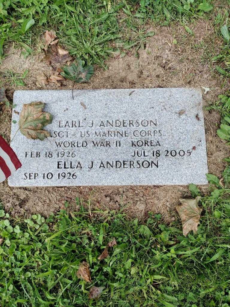 Earl J. Anderson's grave. Photo 2