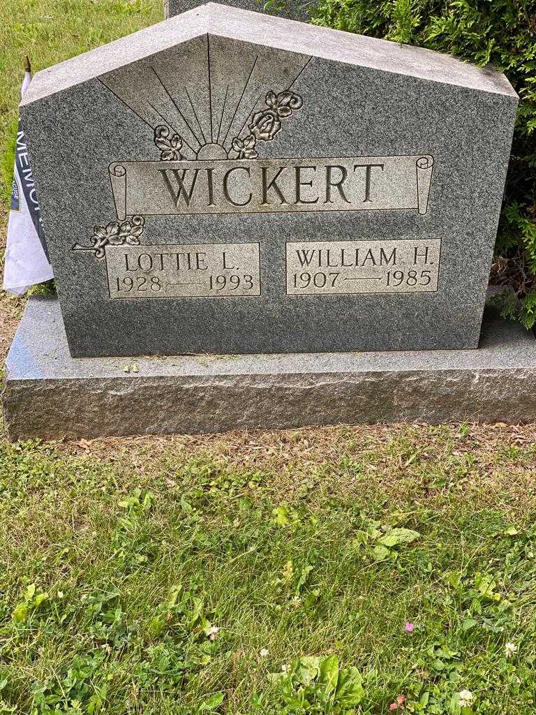 Lottie L. Wickert's grave. Photo 3