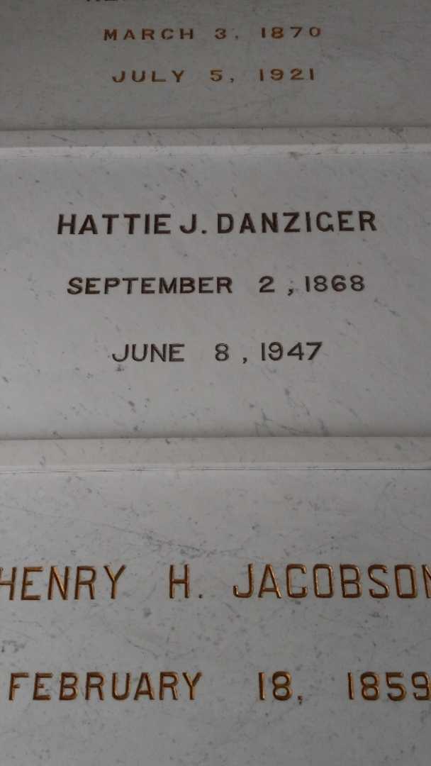Hattie Jacobson Danziger's grave. Photo 4