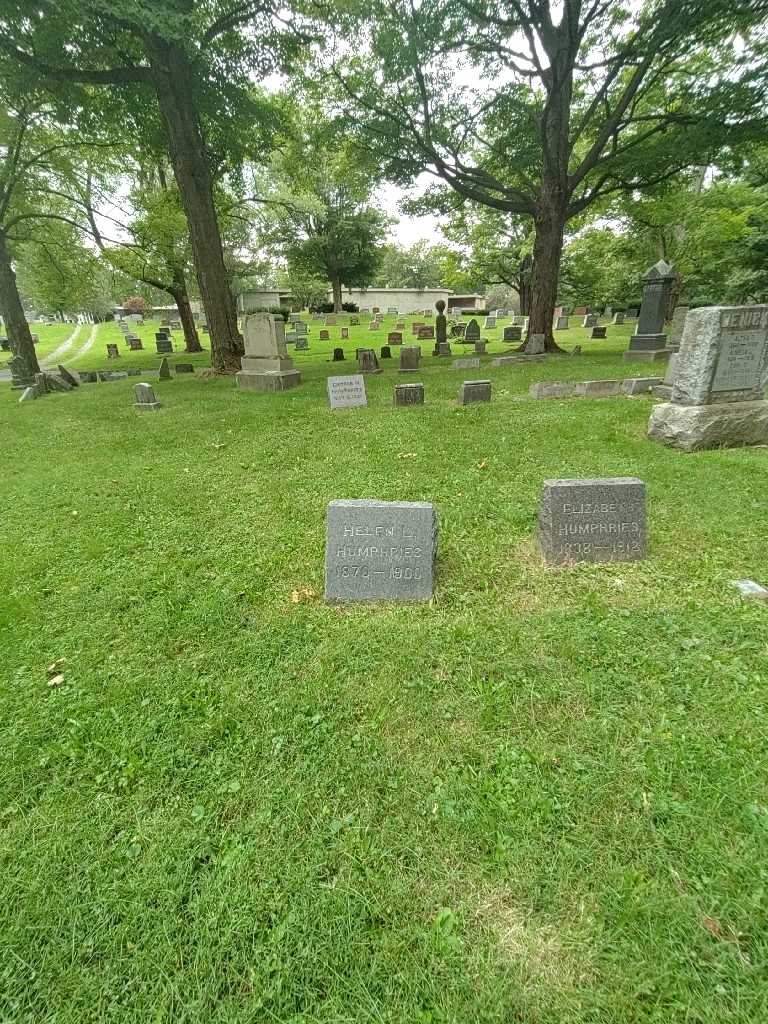 Helen L. Humphries's grave. Photo 1