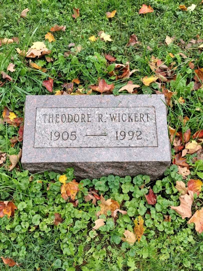 Theodore R. Wickert's grave. Photo 3