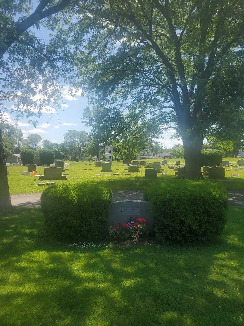 Edwin J. Eckel's grave. Photo 1