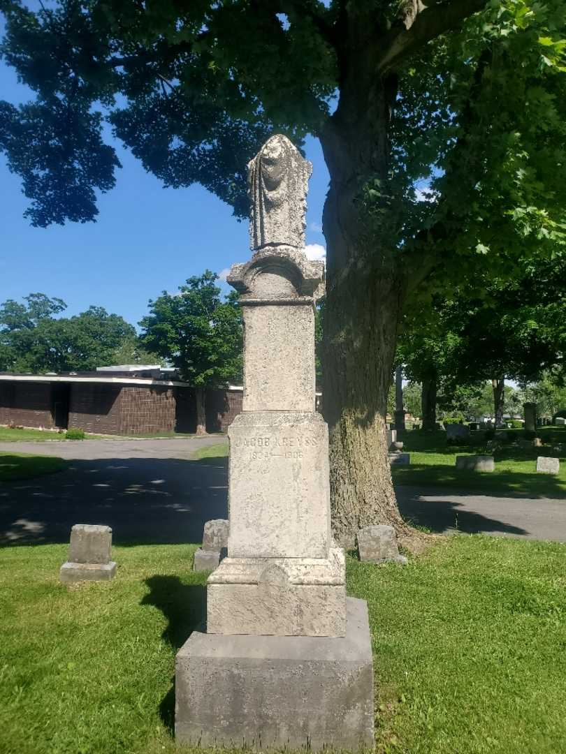 Jacob Kreyss's grave. Photo 2