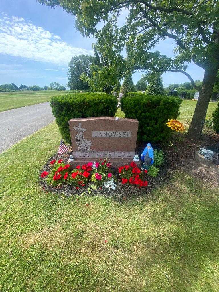 Fred Janowski's grave. Photo 1