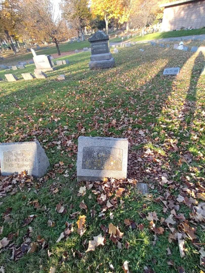 Frances Celia Haun's grave. Photo 2