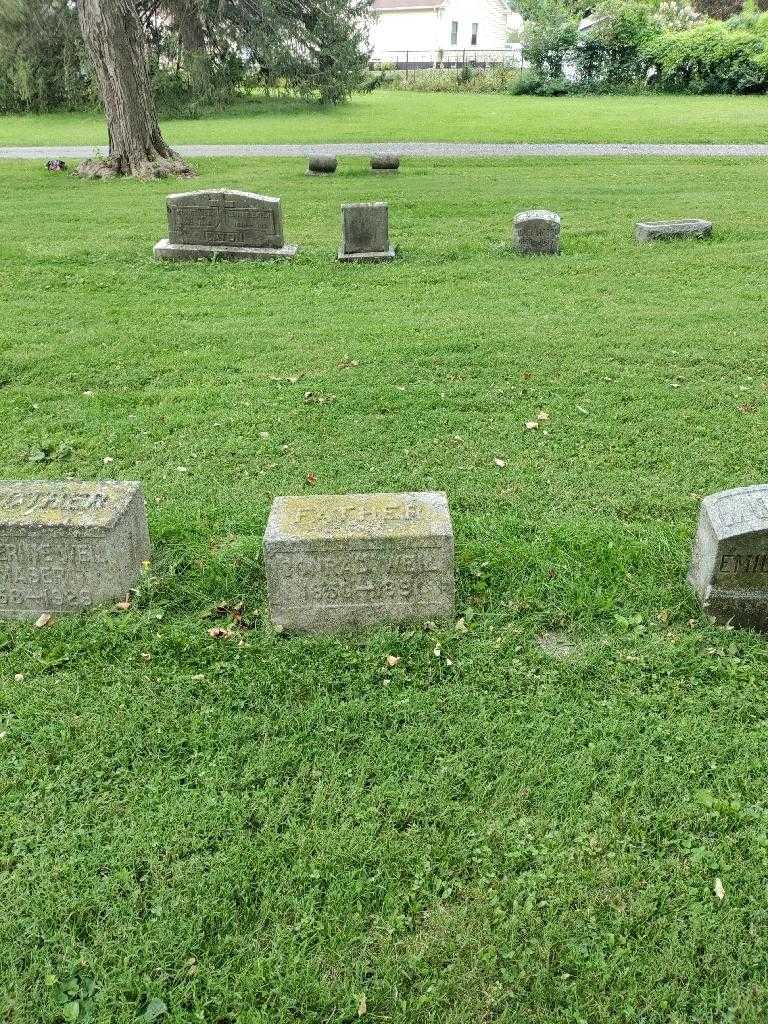 Conrad Weil's grave. Photo 1