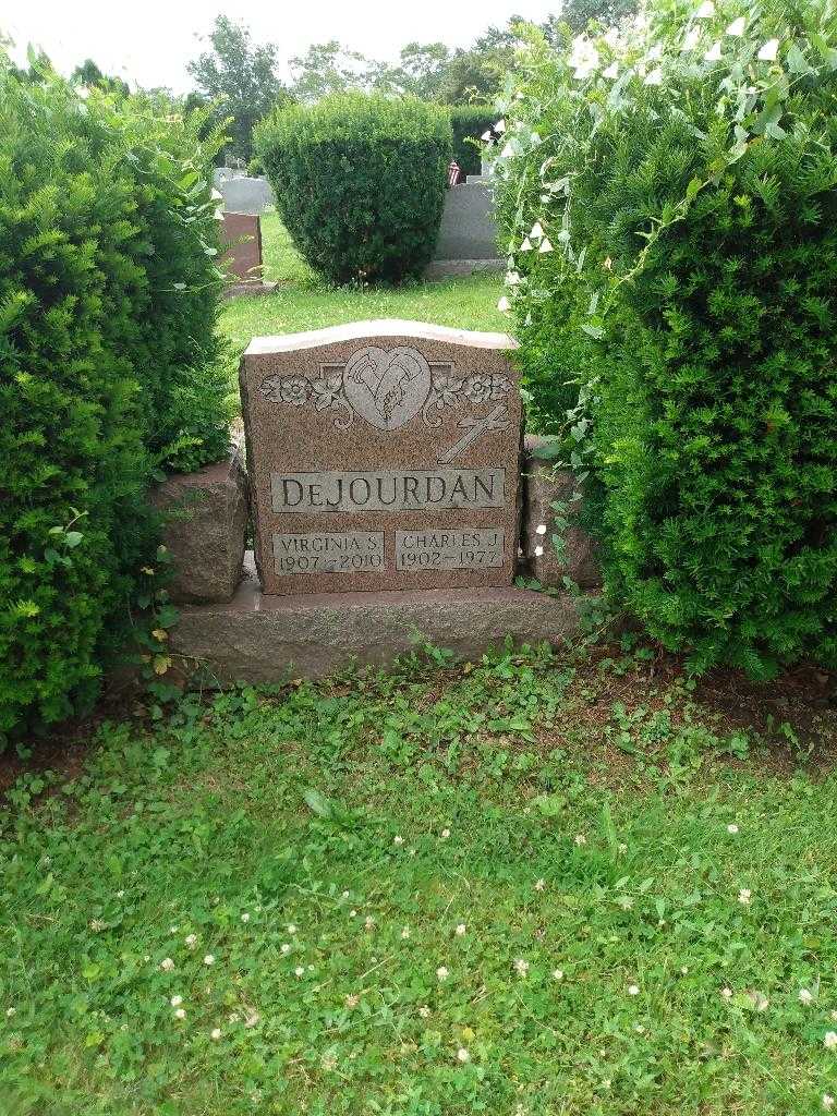 Charles J. DeJourdan's grave. Photo 1
