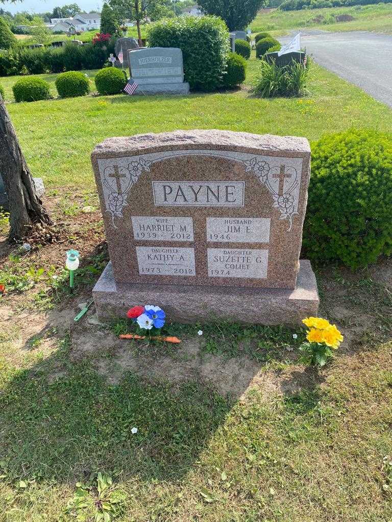 Harriet M. Payne's grave. Photo 2