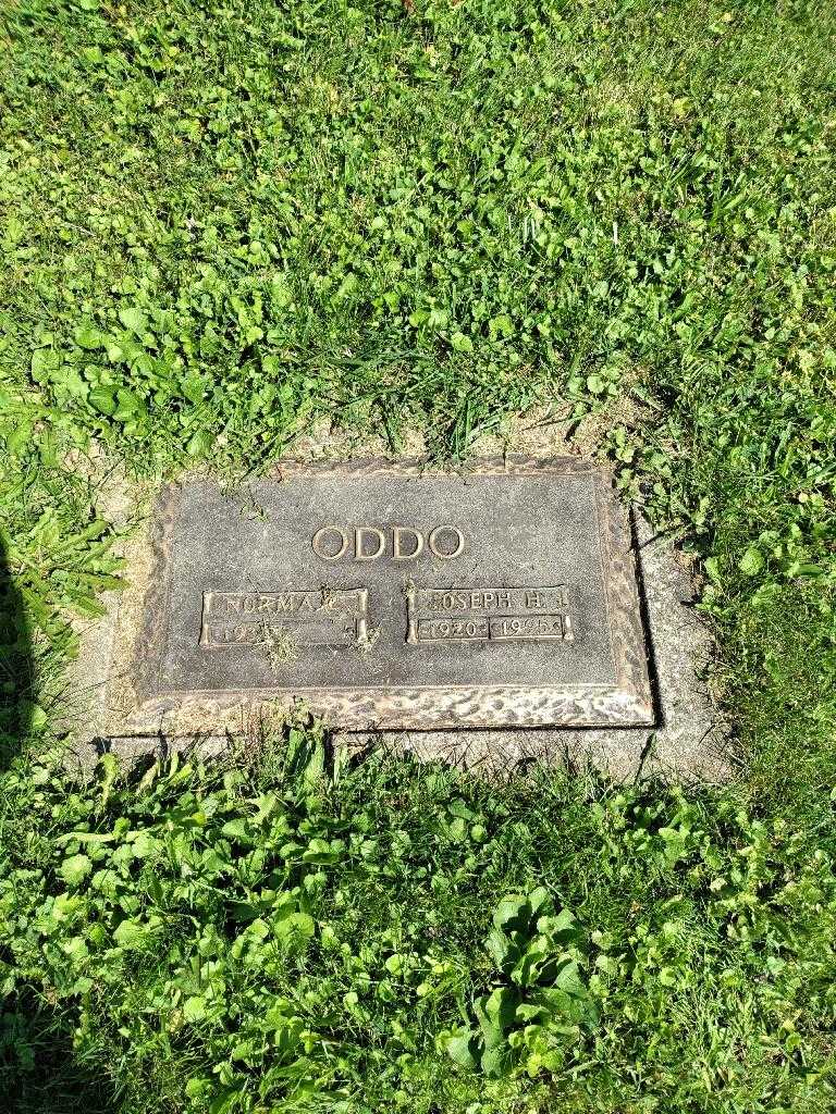 Joseph H. Oddo's grave. Photo 5