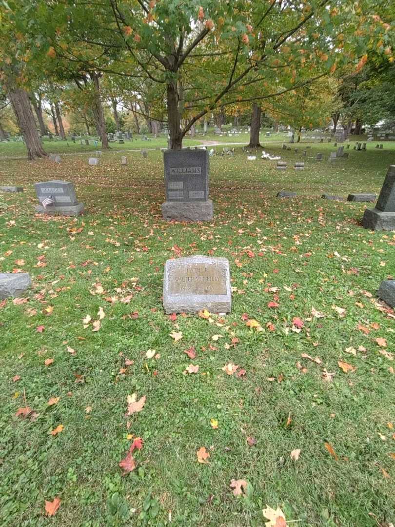 Walter Meneilly's grave. Photo 1