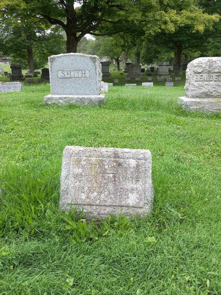 Peter J. B. Smith's grave. Photo 1