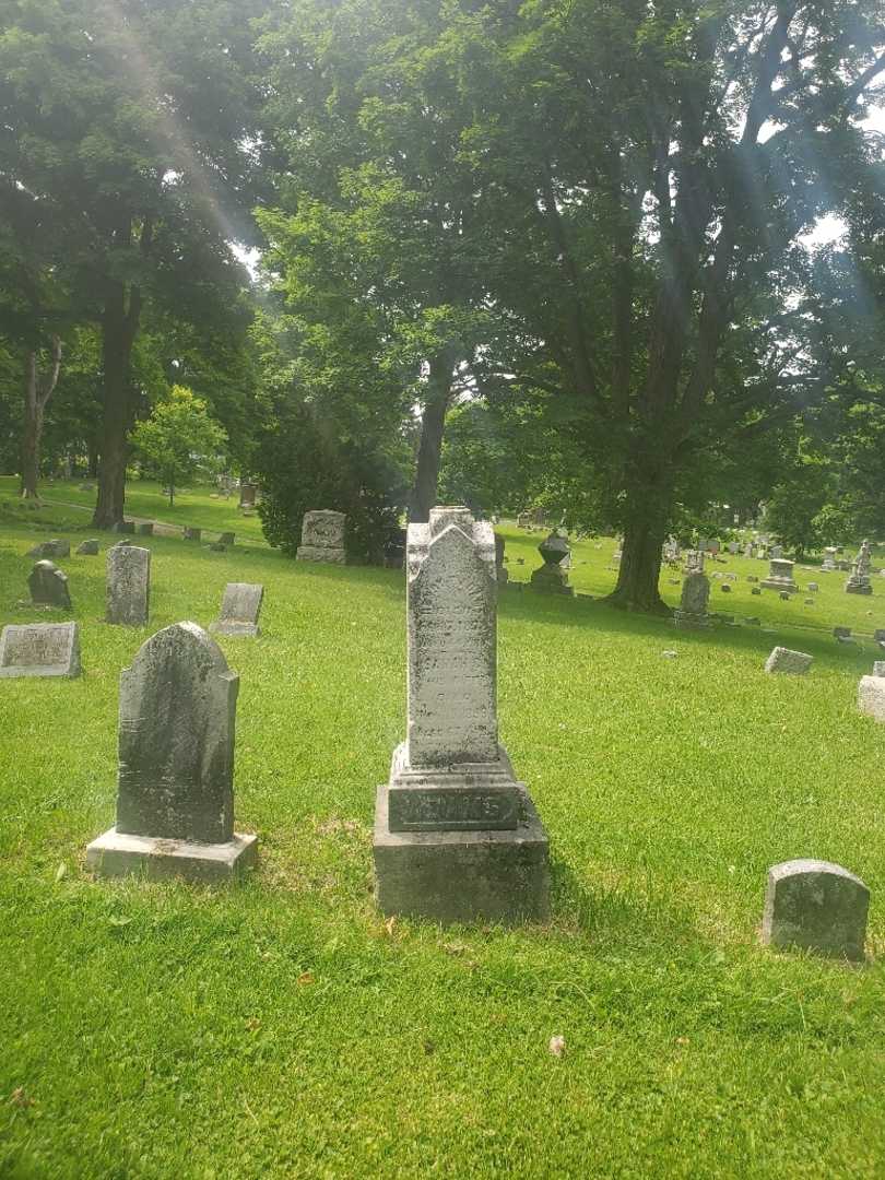Sarah C. Adams's grave. Photo 2