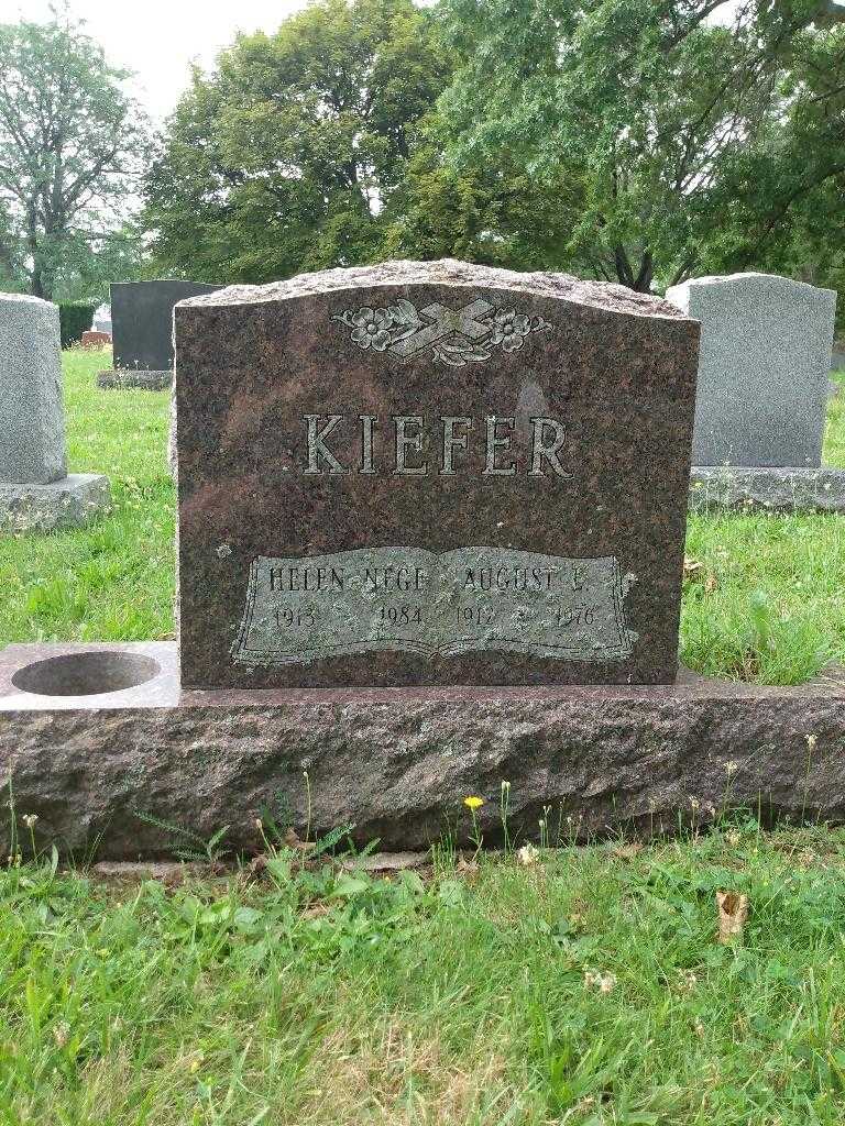 August E. Kiefer's grave. Photo 1