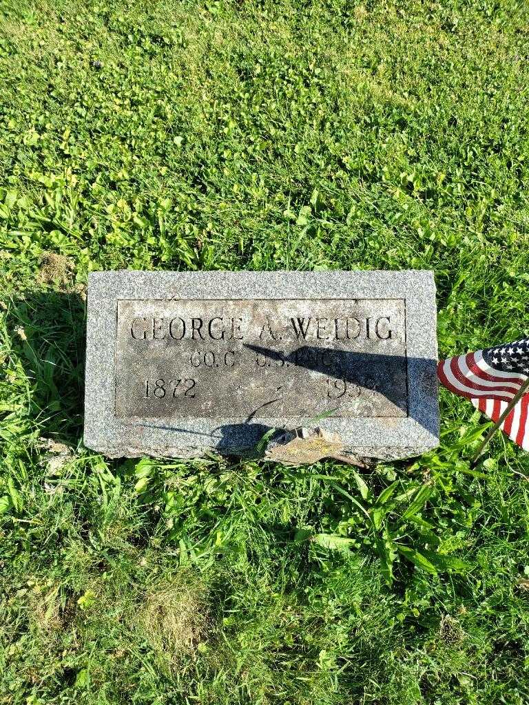 George A. Weidig's grave. Photo 2