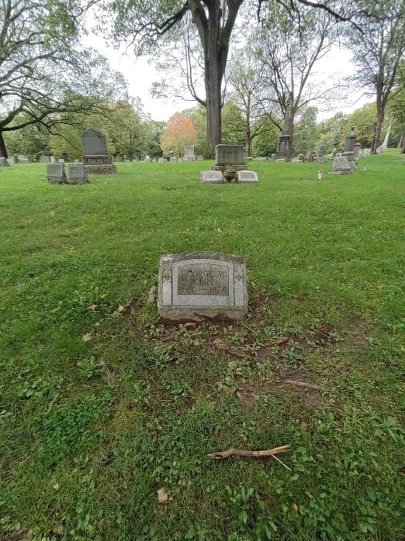 George W. Keim's grave. Photo 1