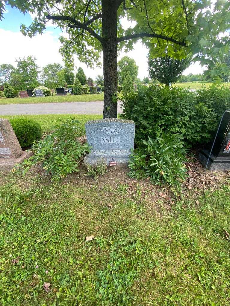 Clarence M. Smith Senior's grave. Photo 1