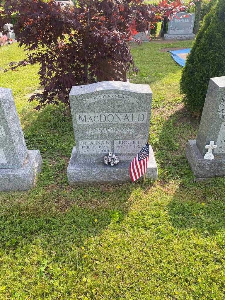 Johanna N. MacDonald's grave. Photo 2