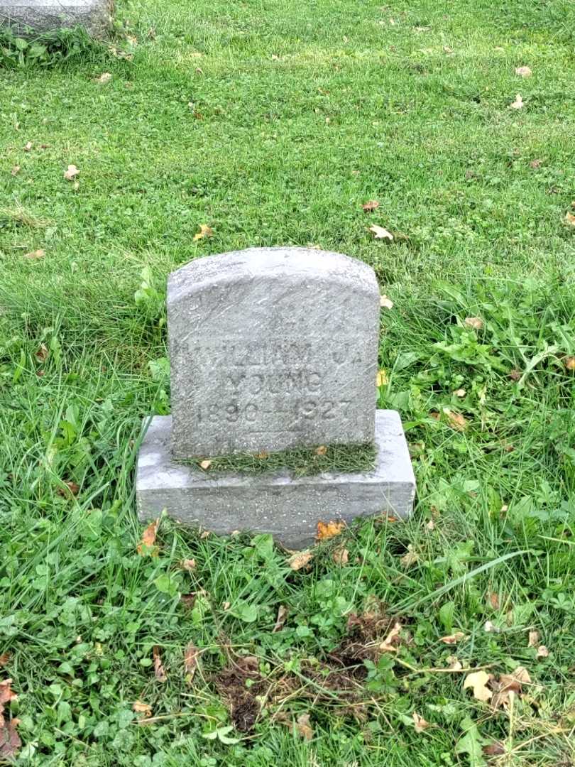 William J. Young's grave. Photo 2