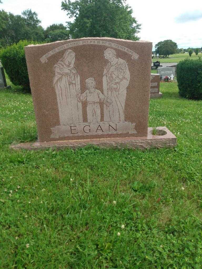 Annette M. Egan's grave. Photo 3
