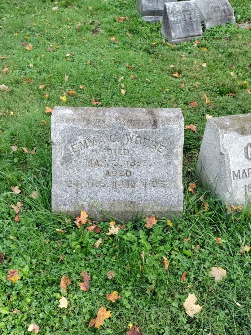 Emma C. Woese's grave. Photo 2