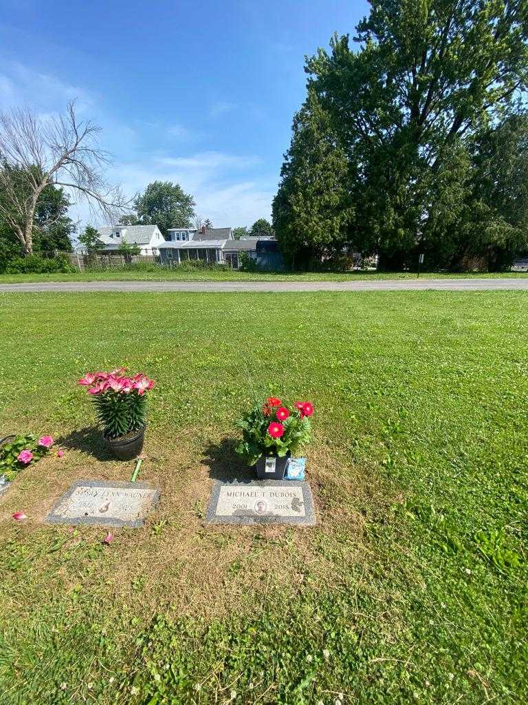 Michael T. Dubois's grave. Photo 1