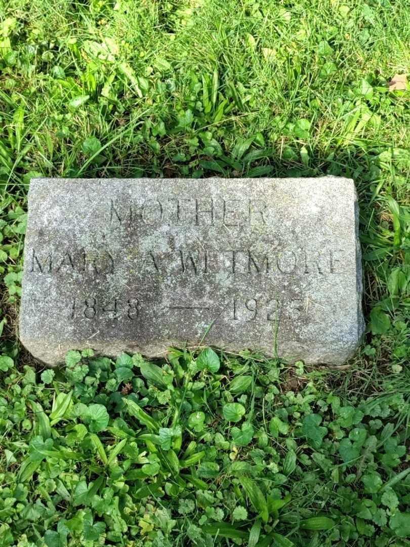 Mary Anthony Halladay Wetmore's grave. Photo 4