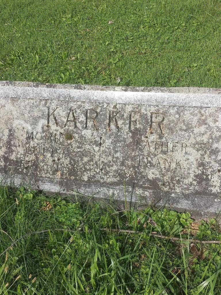 Louise Karker's grave. Photo 2
