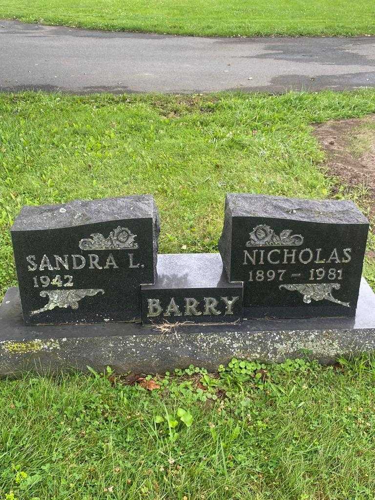 Nicholas Barry's grave. Photo 3