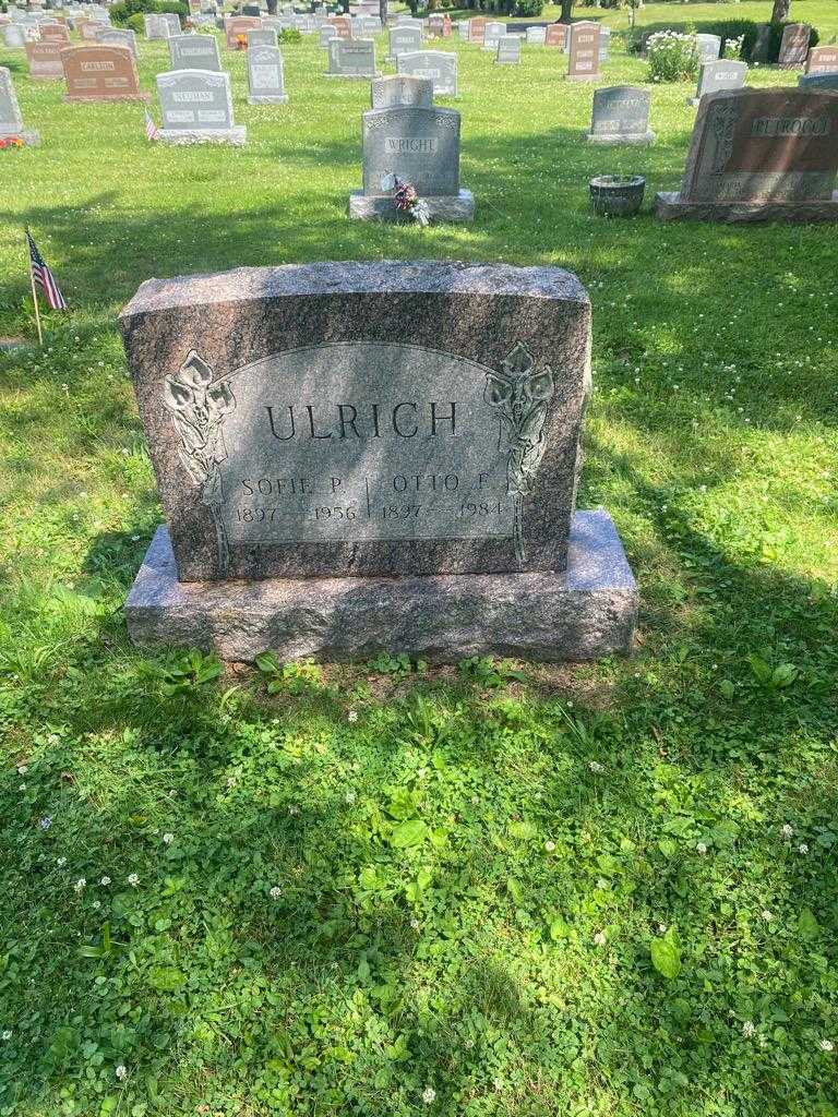 Otto E. Ulrich's grave. Photo 2