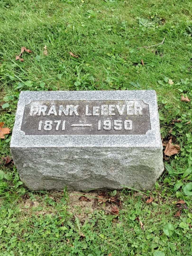 Frank Lefever's grave. Photo 3