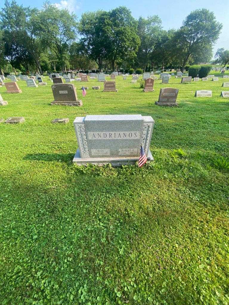 Mary Andrianos's grave. Photo 1