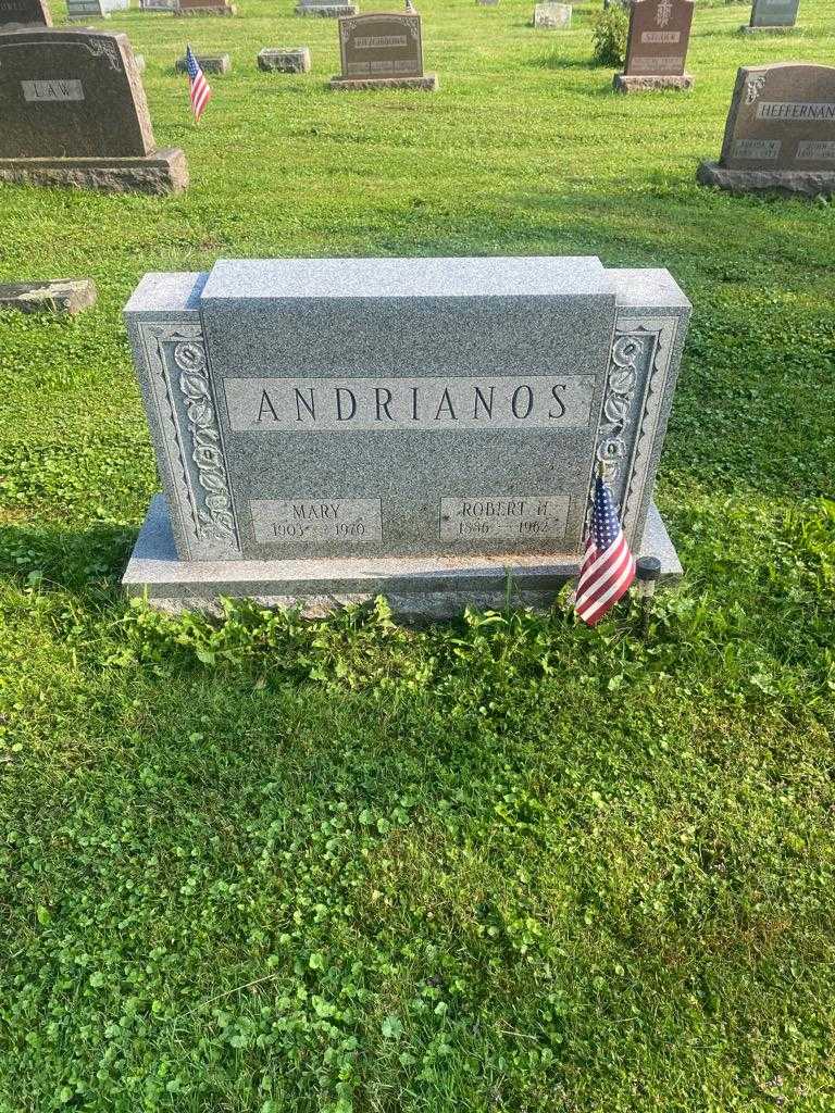 Mary Andrianos's grave. Photo 2