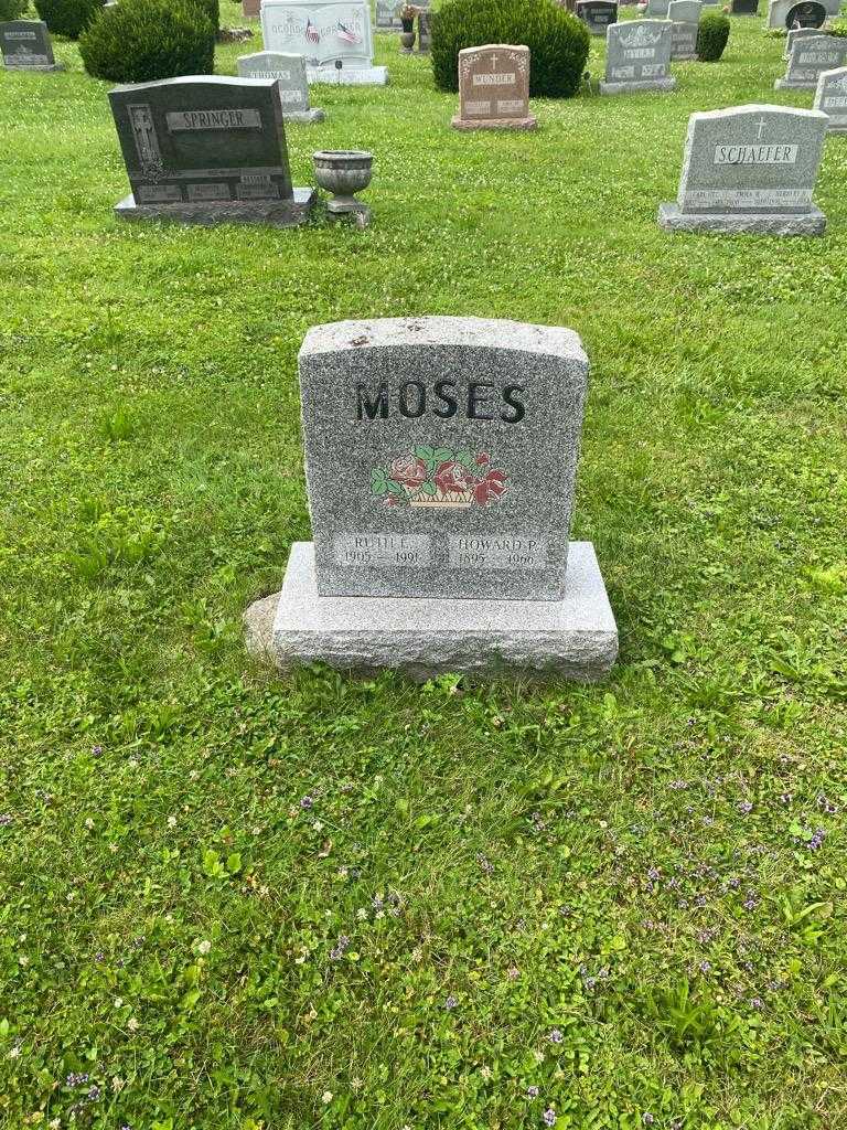 Howard P. Moses's grave. Photo 2