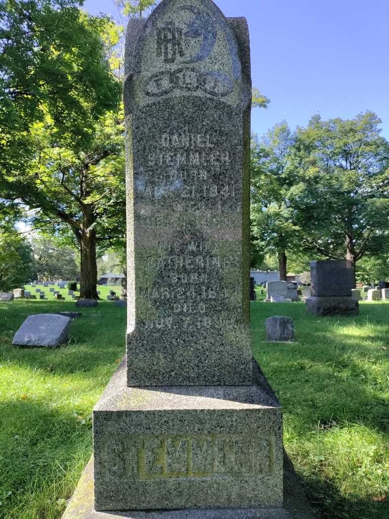 Daniel Stemmler's grave. Photo 3