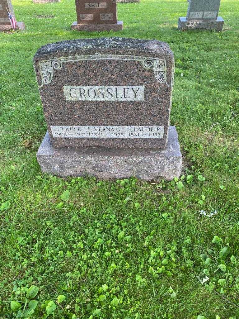 Verna G. Crossley's grave. Photo 2